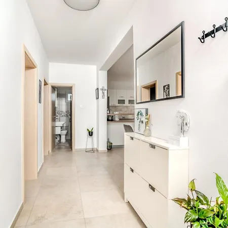 Lancun Apartamento