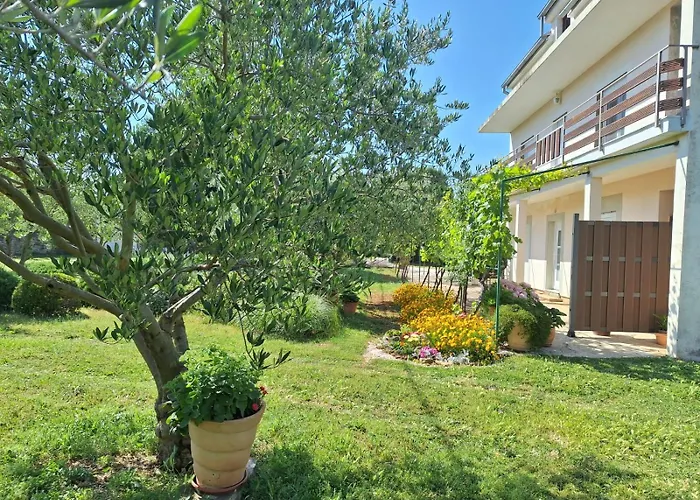 Апартаменты Lancun Pridraga